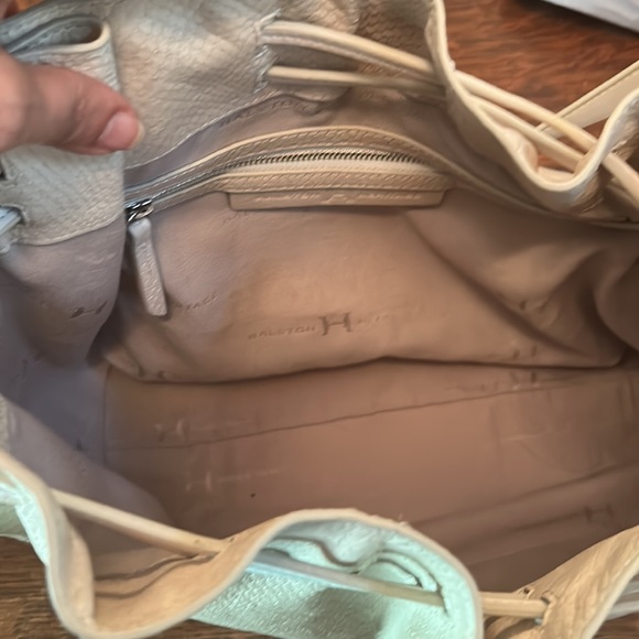 Halston Heritage Bucket Bag in Bone White Lizard Embossed Leather - Picture 12 of 13